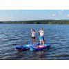 paddleboard neon na vode
